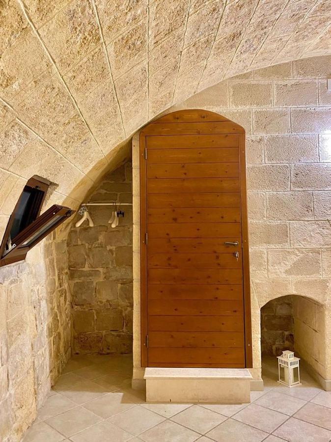 Suite Arco 166 Stanza Privata Trani Exterior photo