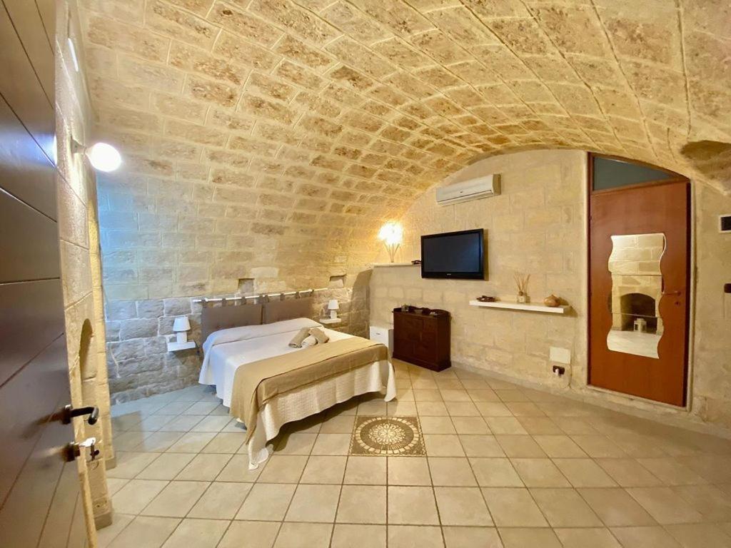 Suite Arco 166 Stanza Privata Trani Exterior photo